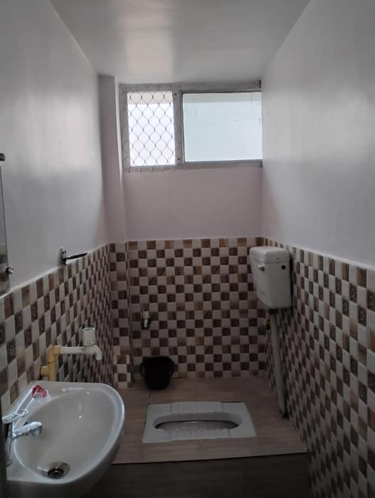 geeta teerth guest house