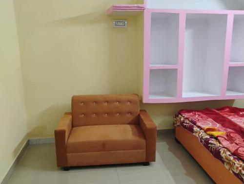 geeta teerth guest house