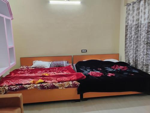 geeta teerth guest house