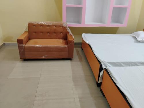 geeta teerth guest house