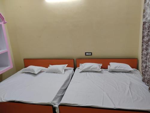 geeta teerth guest house