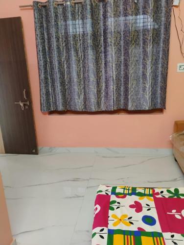 geeta teerth guest house