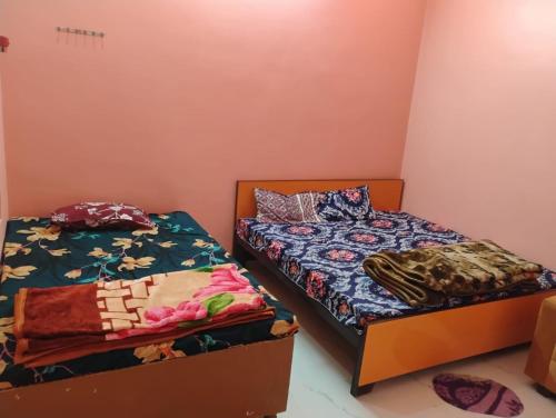geeta teerth guest house