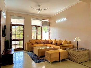 luxury 4 bedrooms independent villa