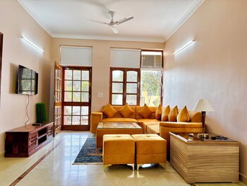 luxury 4 bedrooms independent villa