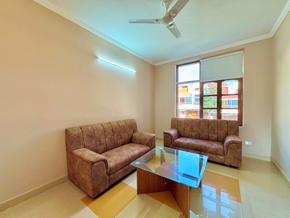 luxury 4 bedrooms independent villa