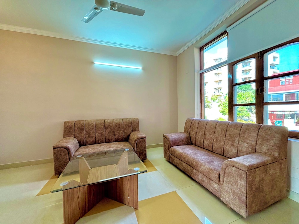 luxury 4 bedrooms independent villa