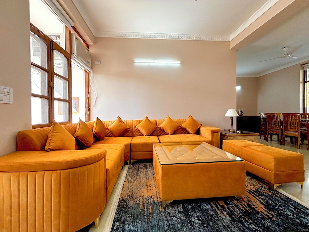 luxury 4 bedrooms independent villa