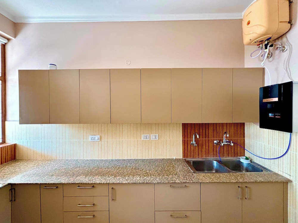 luxury 4 bedrooms independent villa