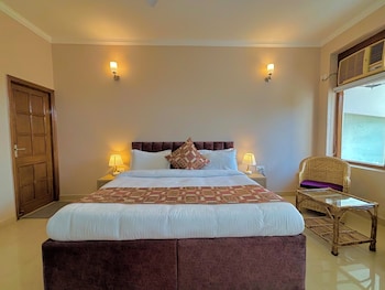 luxury 4 bedrooms independent villa