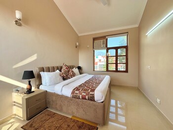 luxury 4 bedrooms independent villa