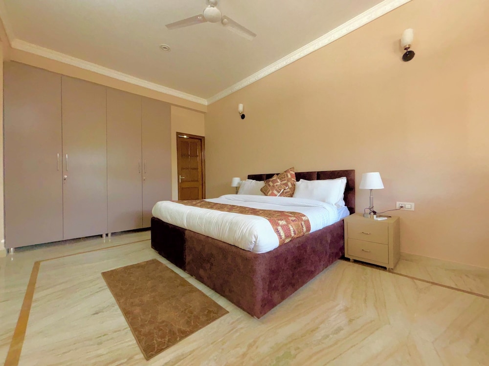 luxury 4 bedrooms independent villa