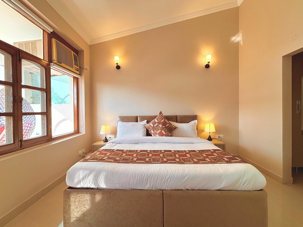 luxury 4 bedrooms independent villa