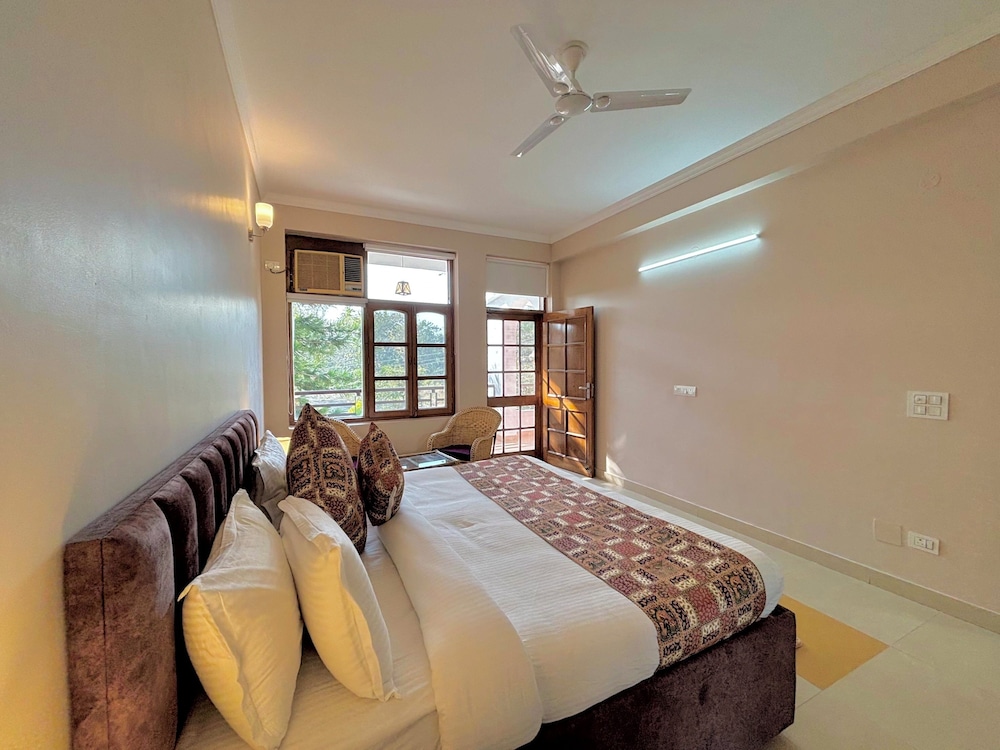 luxury 4 bedrooms independent villa