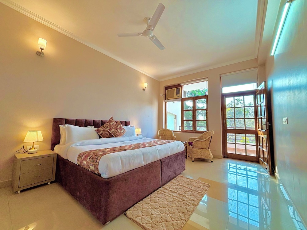 luxury 4 bedrooms independent villa