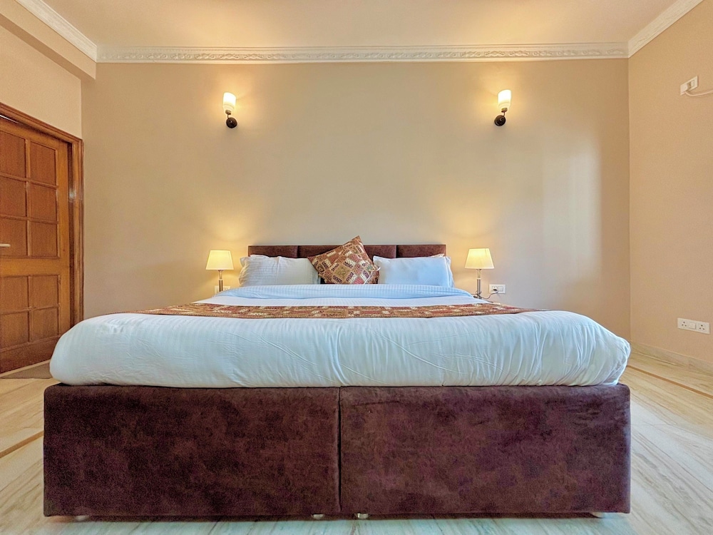 luxury 4 bedrooms independent villa