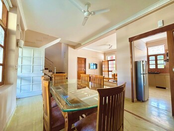 luxury 4 bedrooms independent villa