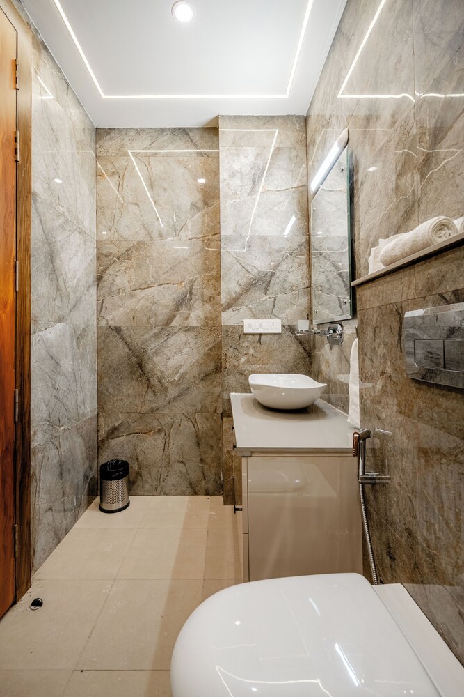 lime tree 1bhk service apartment gurgaon