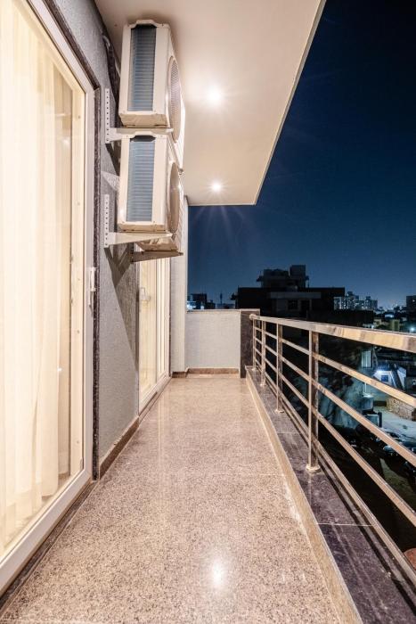 lime tree 1bhk service apartment gurgaon