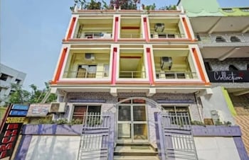 dhamstay hotel shree bhumi near seabeach