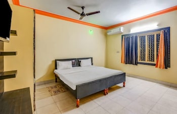 dhamstay hotel moon near niladri beach