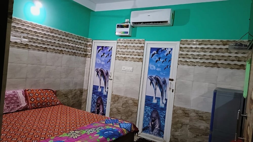 dhamstay hotel glory near golden beach