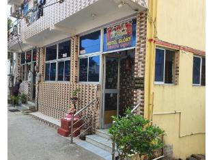 dhamstay hotel glory near golden beach
