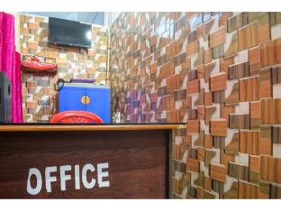 dhamstay hotel glory near golden beach