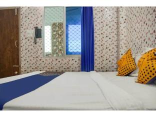 dhamstay hotel glory near golden beach