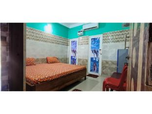 dhamstay hotel glory near golden beach