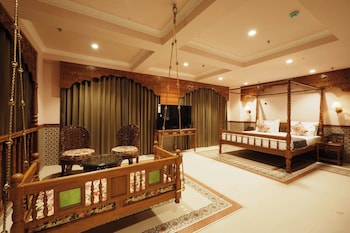 hotel surya palace