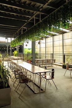 hotel atrium by bestinn leisure
