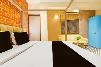 comfortable stayss at varanasi cantt