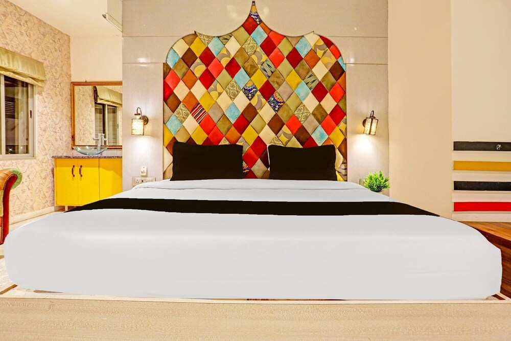 comfortable stayss at varanasi cantt