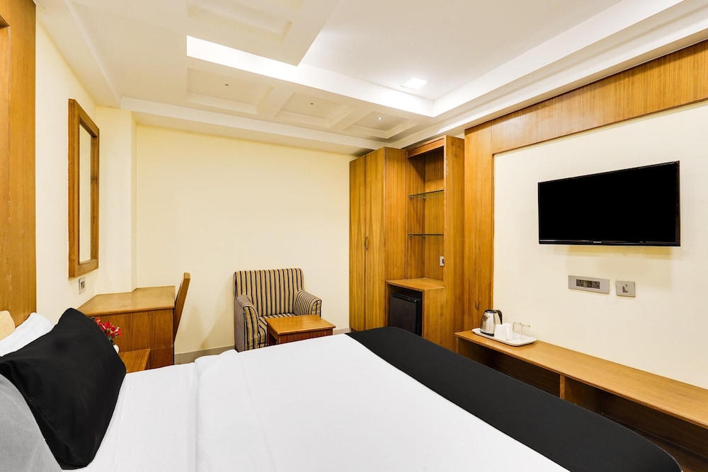 luxury urban stays near chennai airport