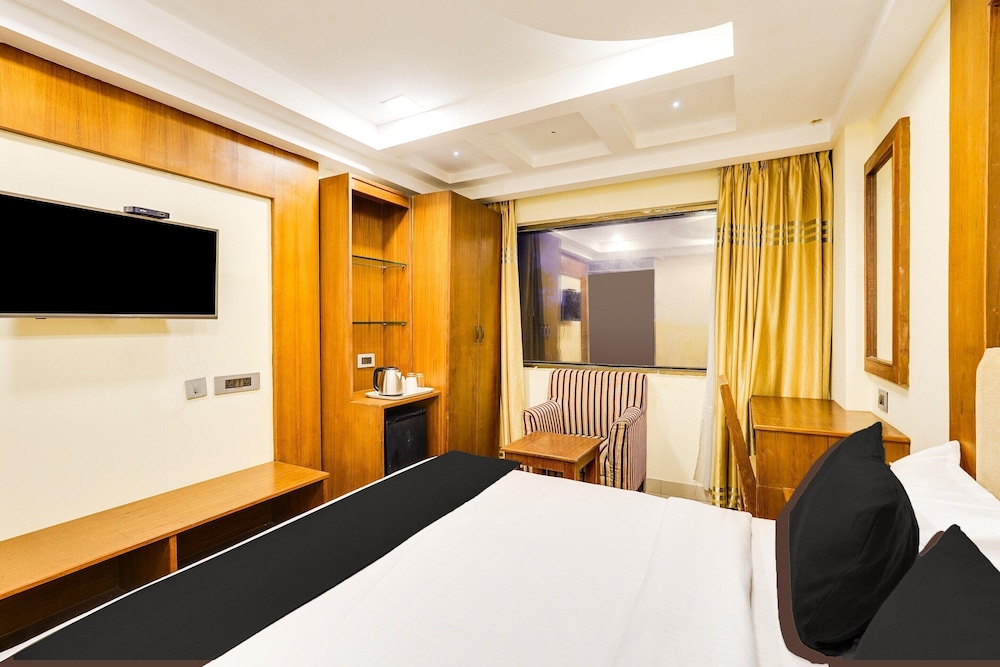 luxury urban stays near chennai airport