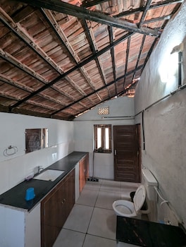 shiva kashi home stay