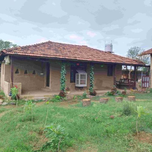 Shiva Kashi Home Stay,,4 star