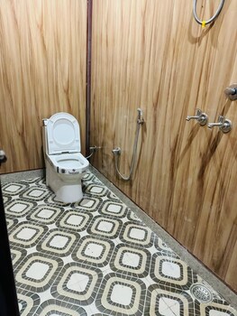 mandakini valley resort