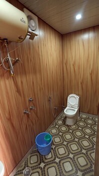 mandakini valley resort