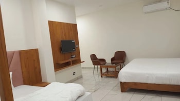 tej hotel and restaurant