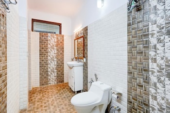 blissful mountain view near mall road