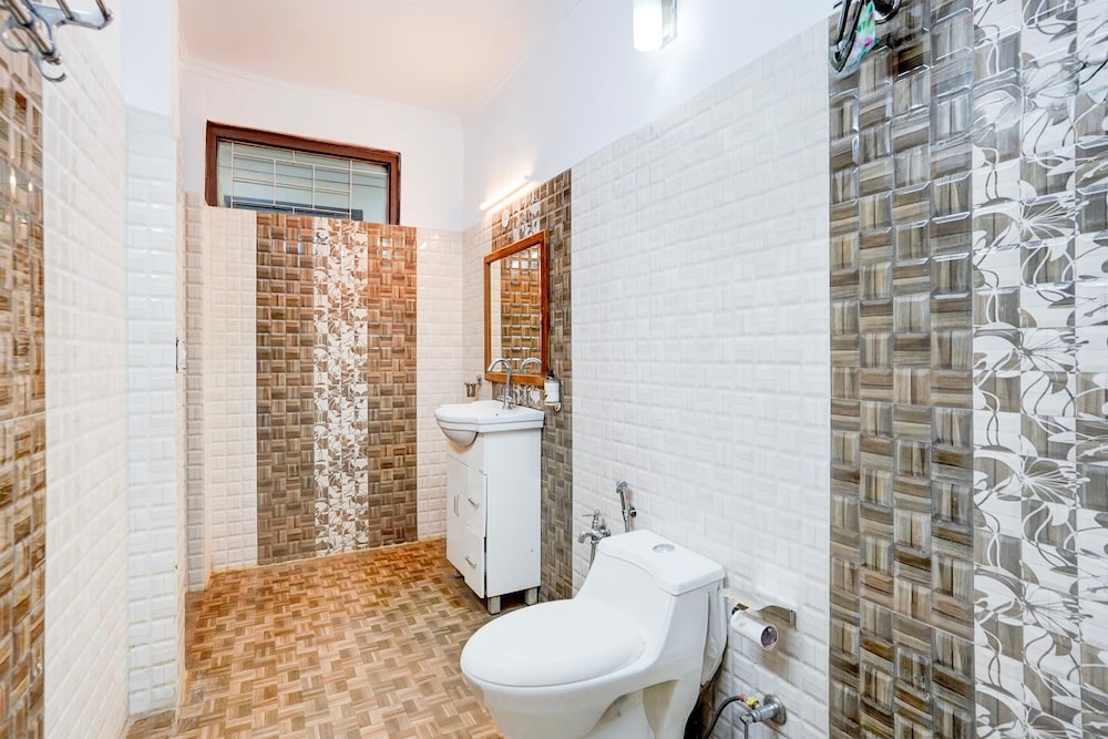 blissful mountain view near mall road