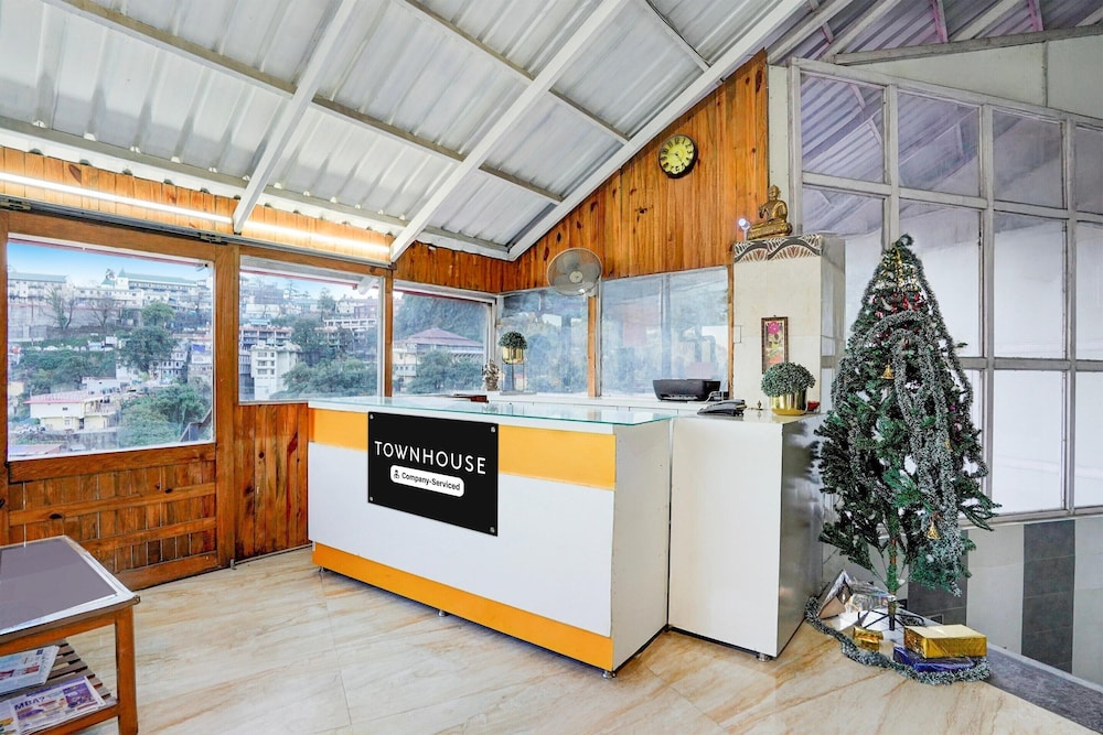 blissful mountain view near mall road