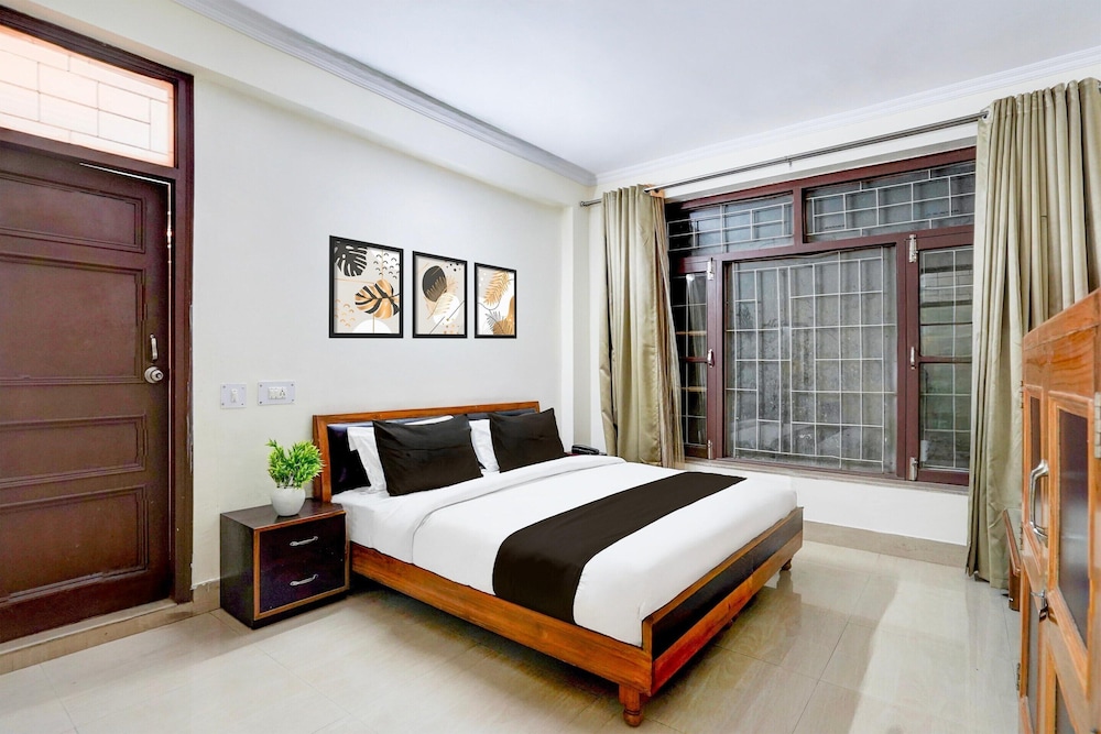 blissful mountain view near mall road