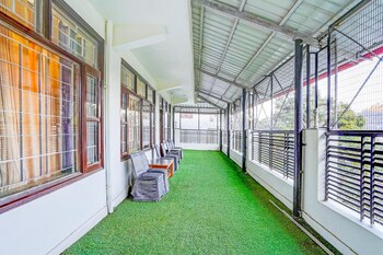 blissful mountain view near mall road