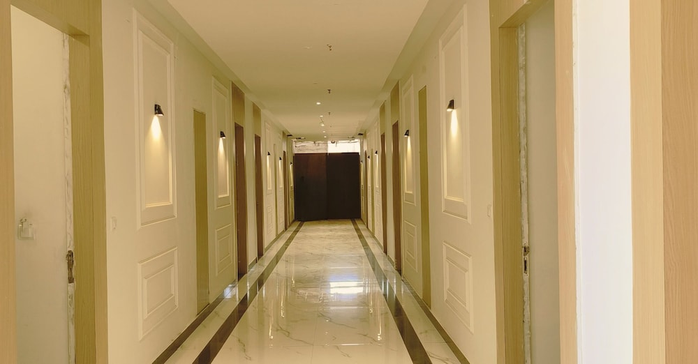 orchha river stone resort