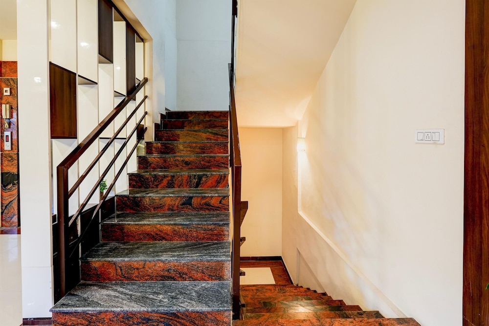 premium stays near phoenix mall