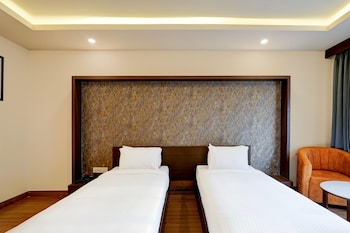 premium stays near phoenix mall