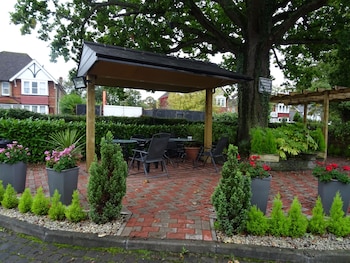 The Gatwick White House Hotel,Horley>>Gatwick,2 star